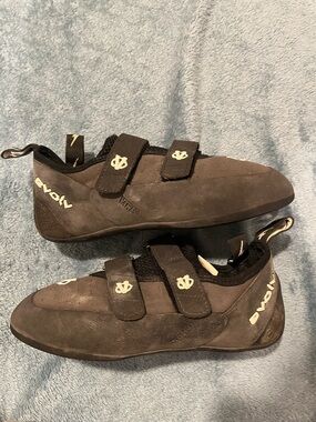 Climbing Shoes - Black Evolv Velcro Climbing Sneakers